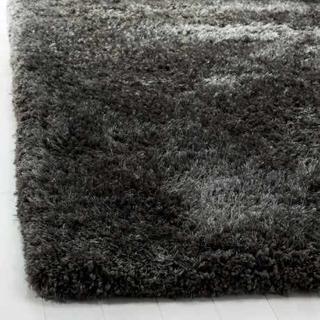 Safavieh Supreme Shag 4'-0" x 6'-0" Rug in Dark Grey