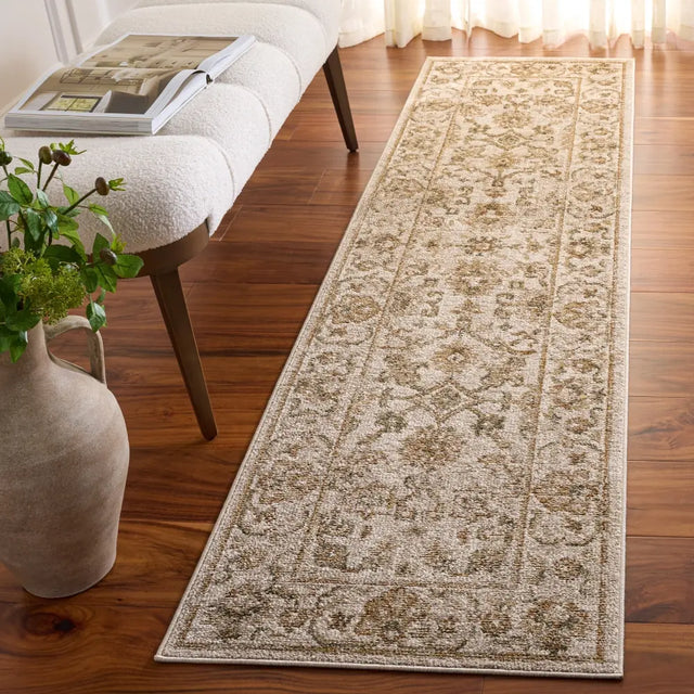 Safavieh Hazel 500 2'-2" x 8'-0" Rug in Ivory / Beige