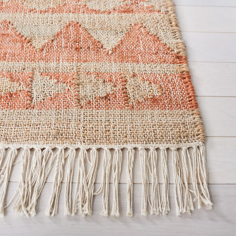 Safavieh Kilim 4'-0" x 6'-0" Rug in Natural / Rust