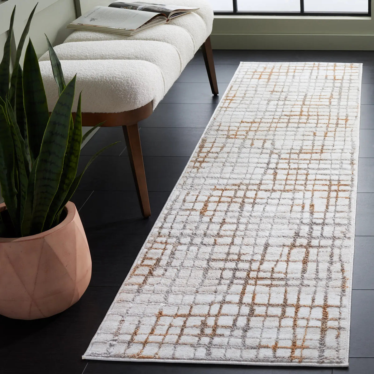Safavieh Orchard 2'-2" x 8'-0" Rug in Gold / Ivory