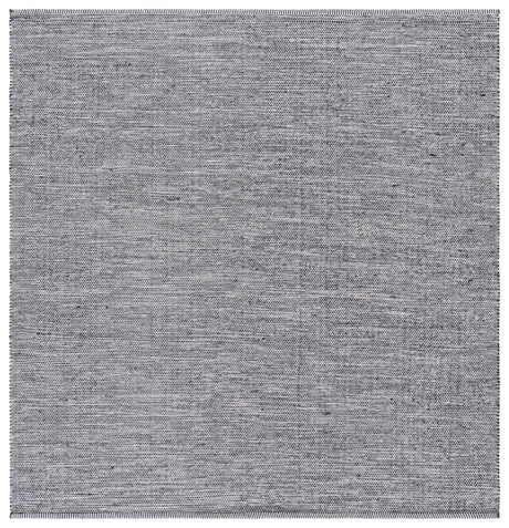 Safavieh Montauk 6'-0" x 6'-0" Rug in Black / Ivory
