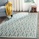 Safavieh Dhurries 5'-0" x 8'-0" Rug in Seafoam / Ivory