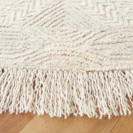 Safavieh Ikat 6'-0" x 6'-0" Rug in Ivory / Grey
