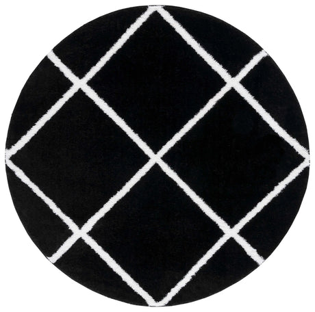Safavieh Tahoe Shag 6'-7" x 6'-7" Rug in Black / White