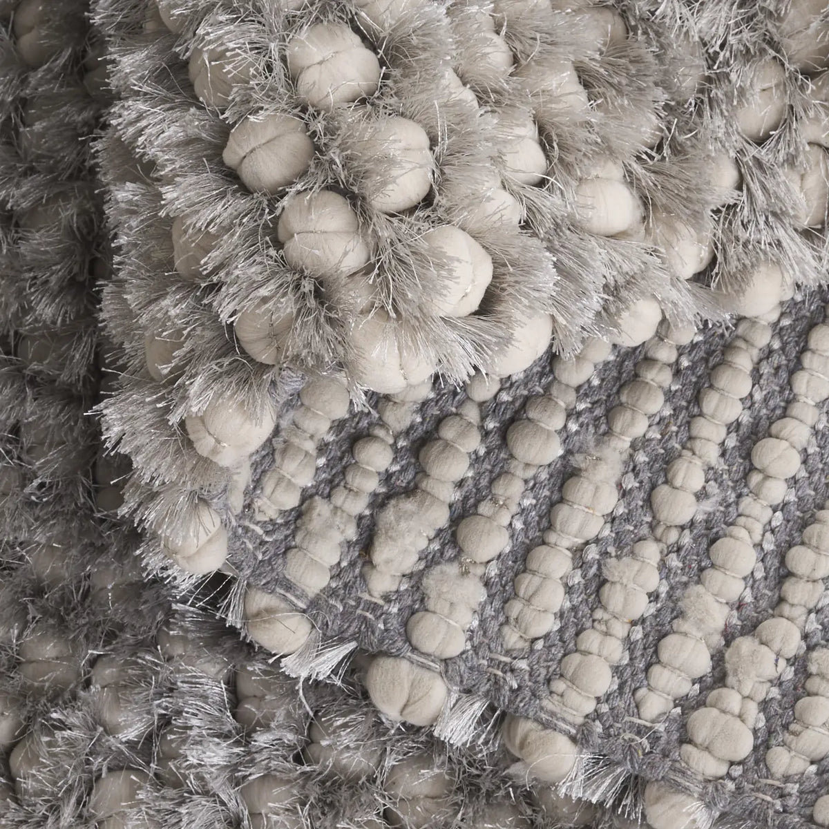 Safavieh Sg-Sts-Saint Tropez Shag 5'-0" x 8'-0" Rug in Silver