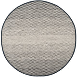 Safavieh Montauk 6'-0" x 6'-0" Rug in Black / Ivory