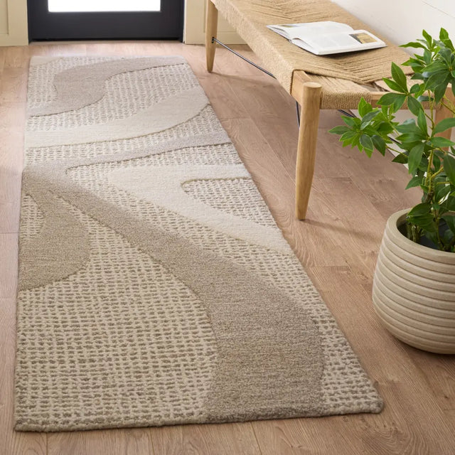 Safavieh Ebony 2'-3" x 9'-0" Rug in Grey / Ivory