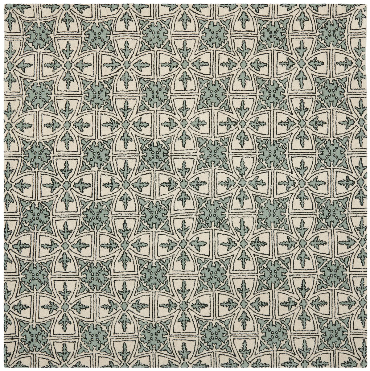 Safavieh Chatham 7'-0" x 7'-0" Rug in Light Blue / Ivory