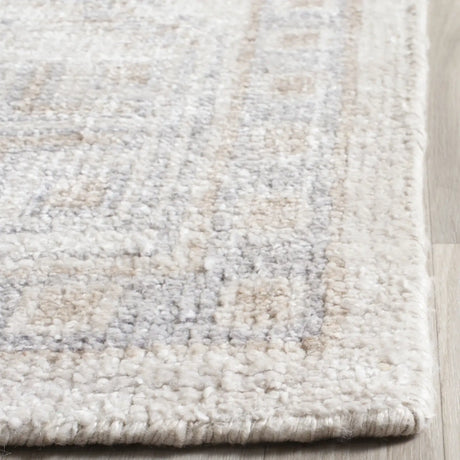 Safavieh Maharaja 8'-0" x 10'-0" Rug in Beige / Blue