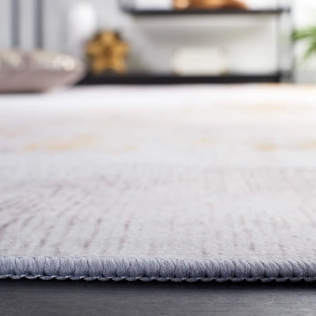 Safavieh Tacoma 4'-0" x 6'-0" Rug in Grey / Gold