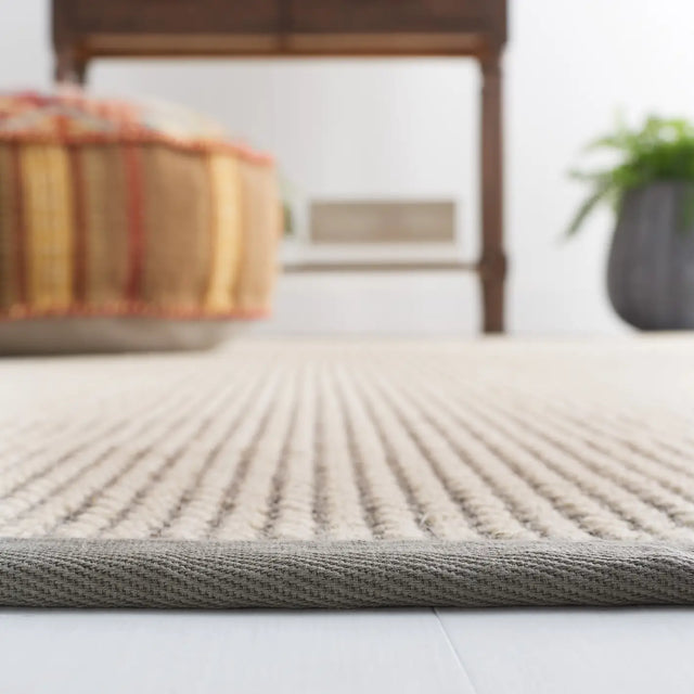 Safavieh Natural Fiber 5'-0" x 8'-0" Rug in Grey