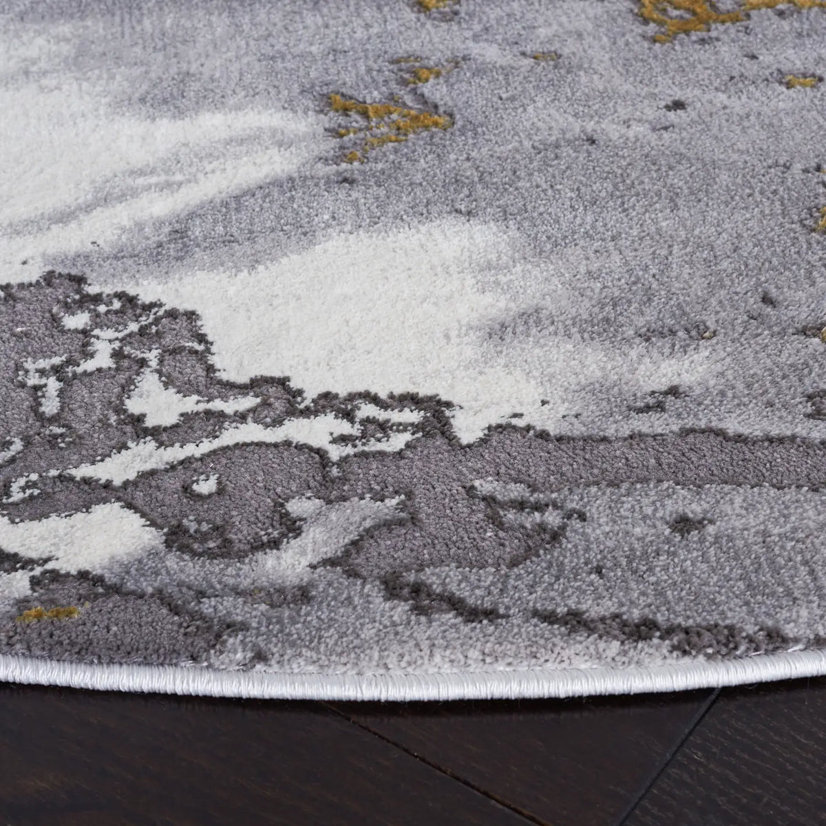 Safavieh Craft 6'-7" x 6'-7" Rug in Grey / Gold
