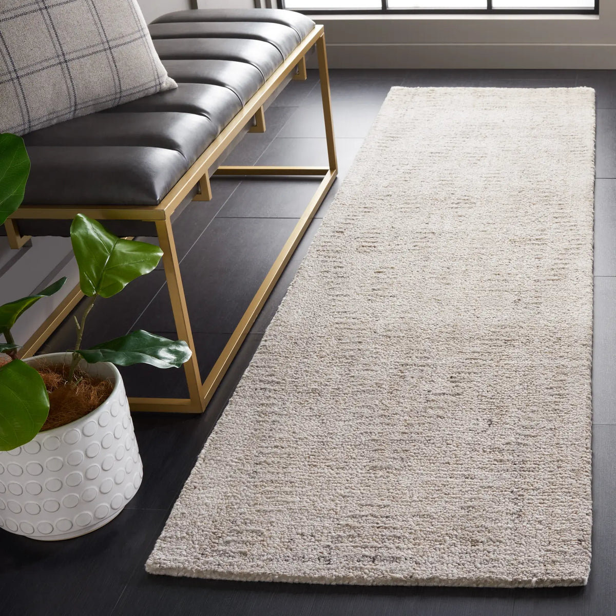 Safavieh Abstract 2'-3" x 8'-0" Rug in Ivory / Grey