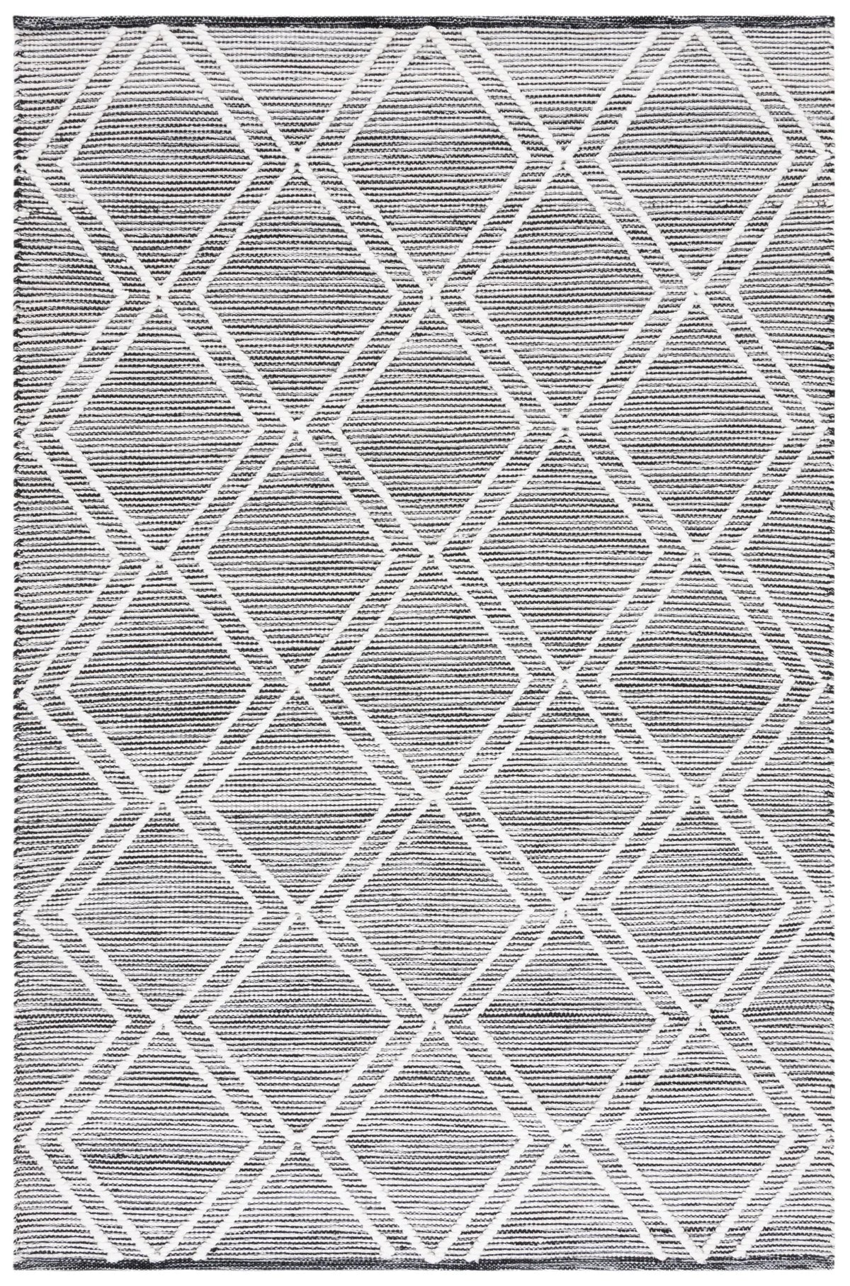 Safavieh Kilim 4'-0" x 6'-0" Rug in Black / Ivory