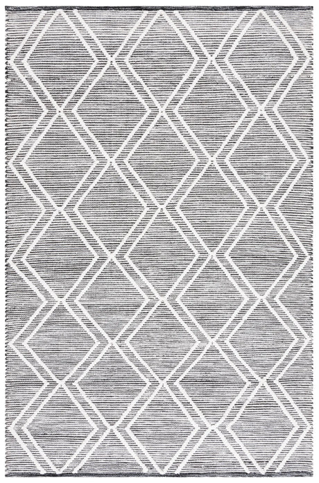 Safavieh Kilim 4'-0" x 6'-0" Rug in Black / Ivory