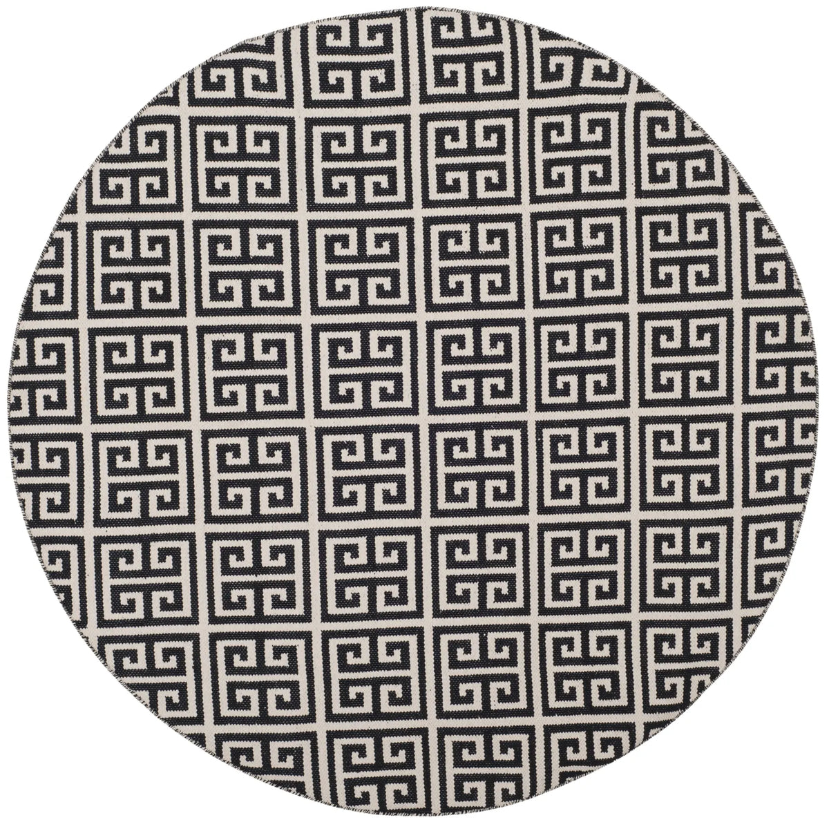 Safavieh Montauk 6'-0" x 6'-0" Rug in Black / Ivory