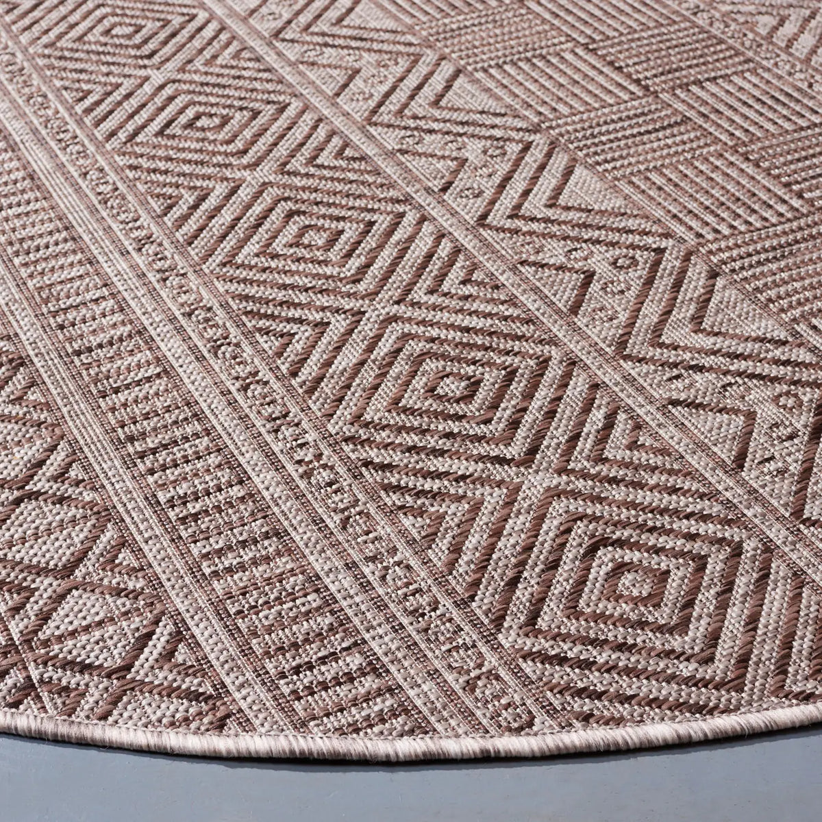 Safavieh Courtyard 6'-7" x 6'-7" Rug in Grey / Brown