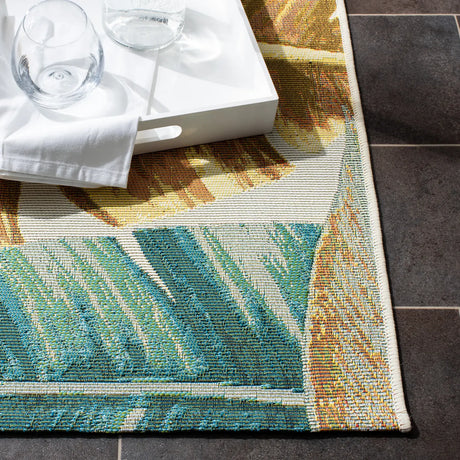 Safavieh Barbados 500 4'-0" x 6'-0" Rug in Gold / Green