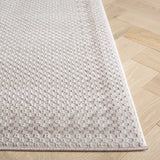 Safavieh Continental 4'-0" x 6'-0" Rug in Ivory / Beige