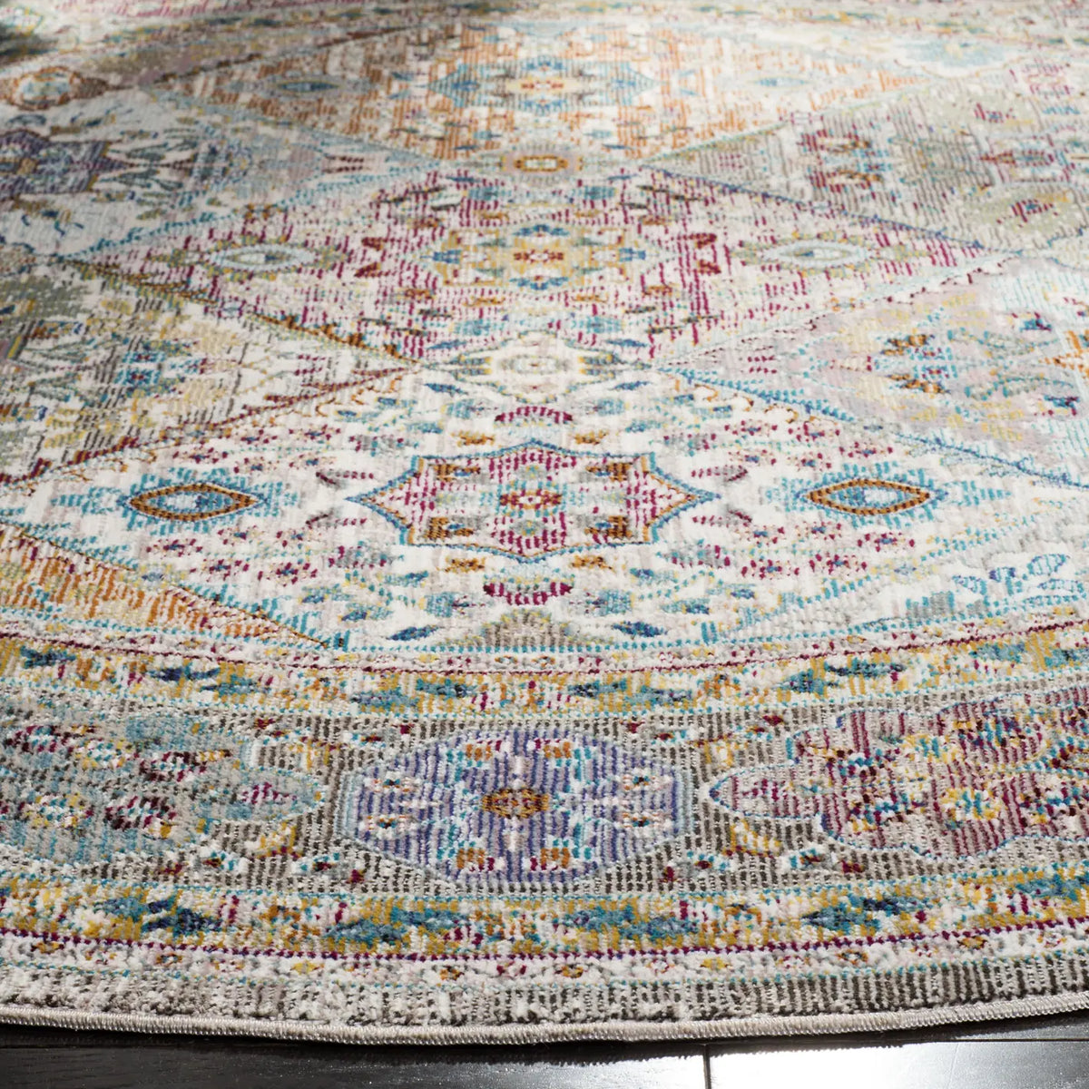Safavieh Aria 6'-5" x 6'-5" Rug in Cream / Multi