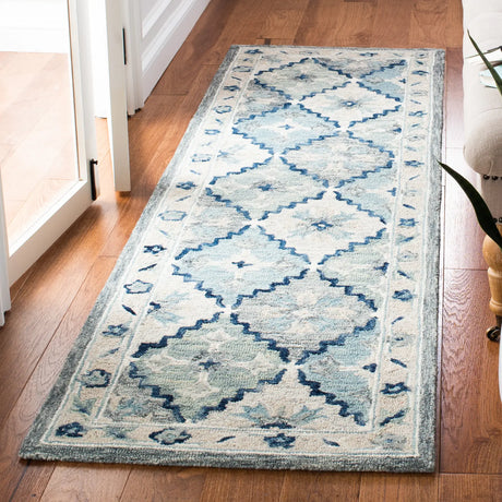 Safavieh Suzani 2'-3" x 8'-0" Rug in Blue / Grey