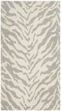 Safavieh Marbella 2'-3" x 4'-0" Rug in Light Grey / Ivory