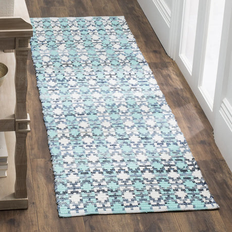 Safavieh Montauk 2'-3" x 8'-0" Rug in Turquoise / Multi