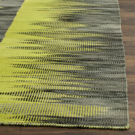 Safavieh Kilim 5'-0" x 8'-0" Rug in Green / Charcoal