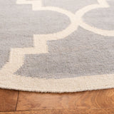 Safavieh Dhurries 6'-0" x 6'-0" Rug in Dark Grey / Ivory