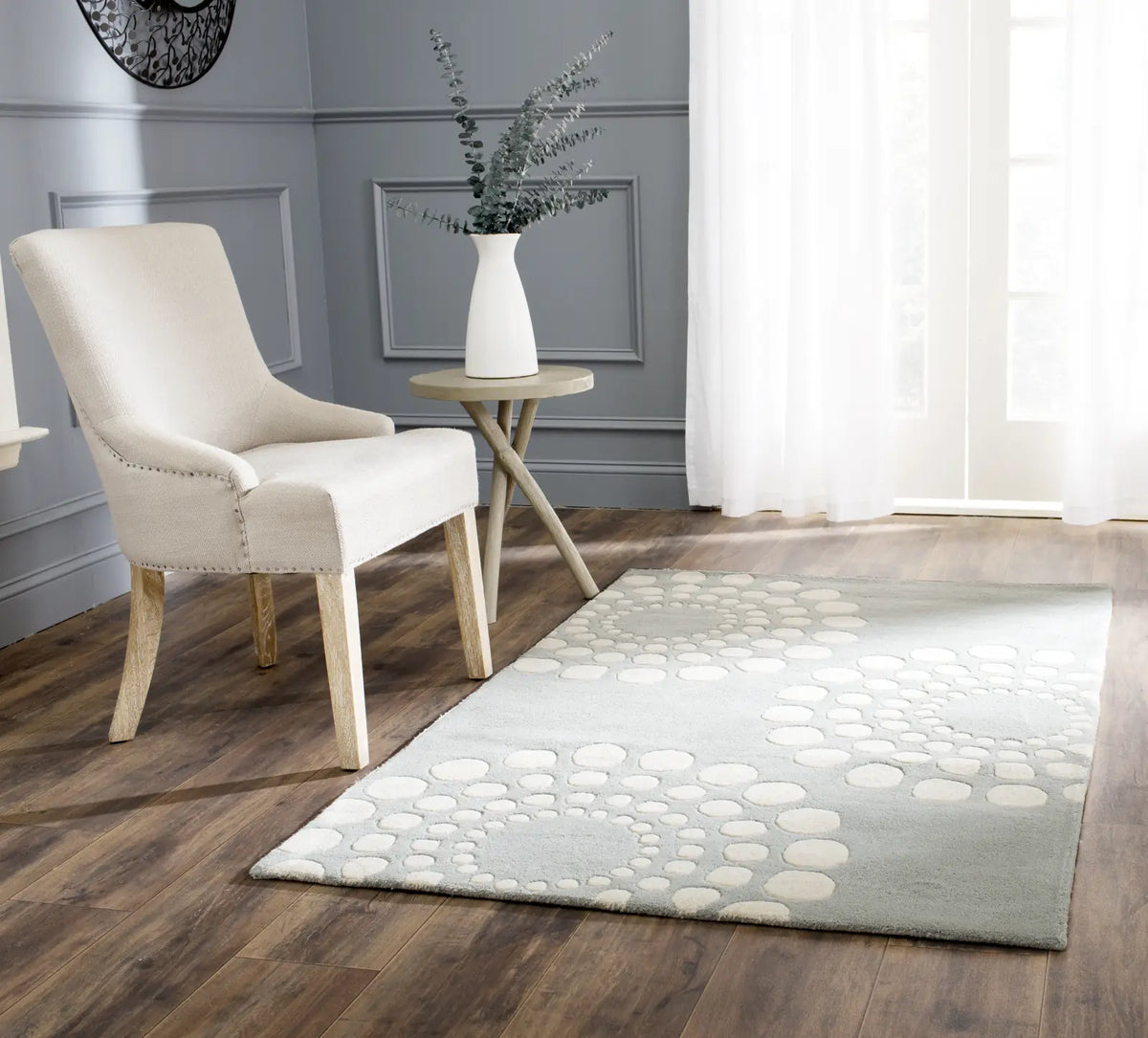 Safavieh Soho 3'-6" x 5'-6" Rug in Grey / Ivory