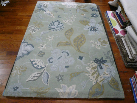 Safavieh Jardin 4'-0" x 6'-0" Rug in Light Green / Multi