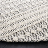 Safavieh Marbella 6'-0" x 6'-0" Rug in Black / Ivory