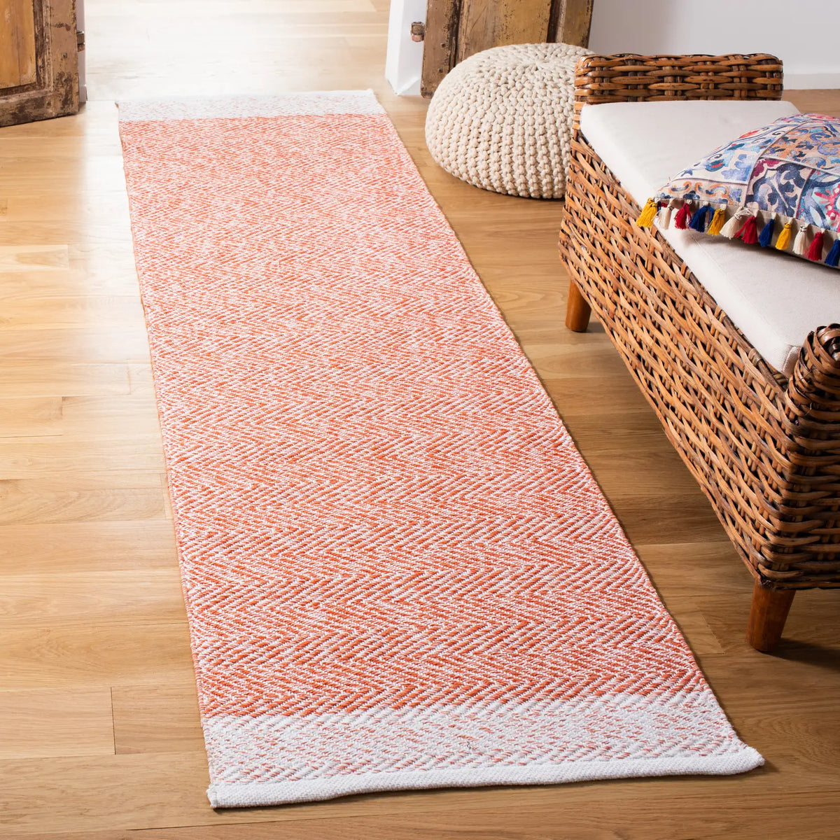 Safavieh Nantucket 2'-3" x 8'-0" Rug in Ivory / Rust