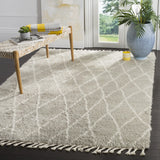 Safavieh Casablanca 5'-0" x 8'-0" Rug in Grey / Ivory