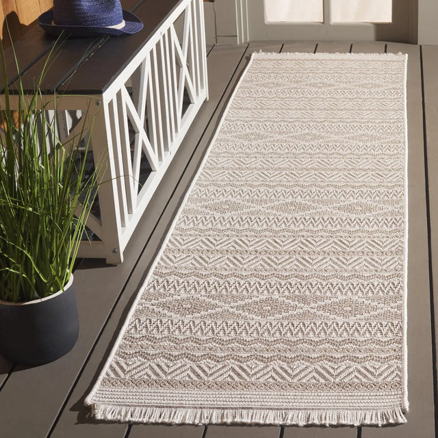 Safavieh Wicker 2'-2" x 8'-0" Rug in Ivory / Beige