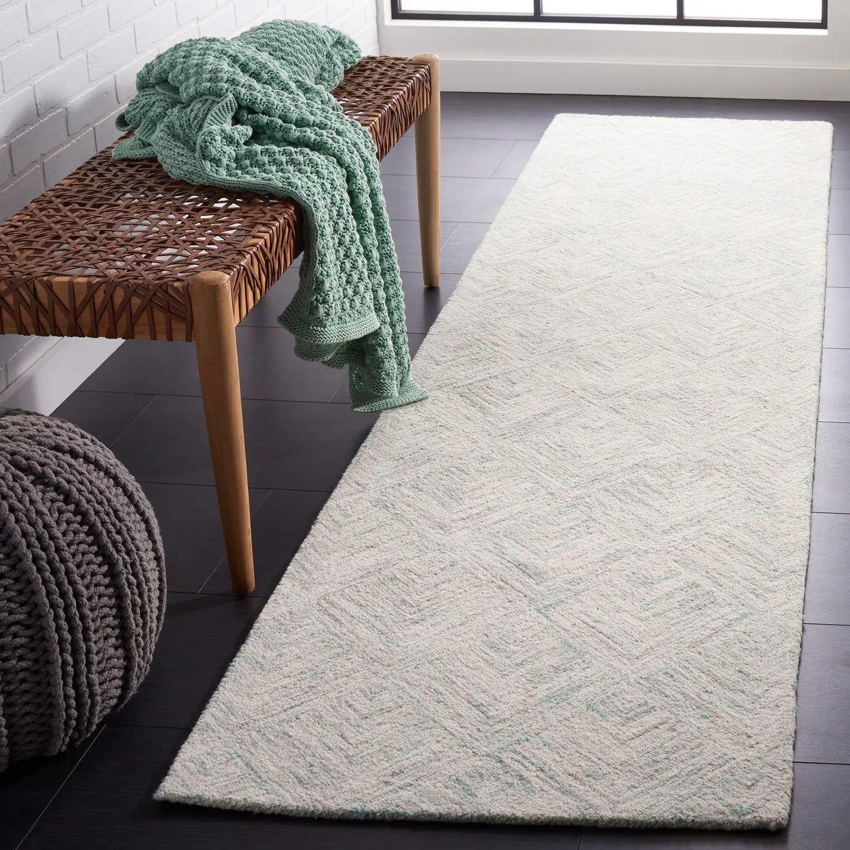 Safavieh Abstract 2'-3" x 9'-0" Rug in Grey / Turquoise