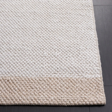 Safavieh Natura 4'-0" x 6'-0" Rug in Ivory / Beige