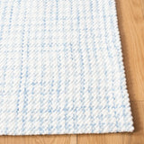 Safavieh Marbella 4'-0" x 6'-0" Rug in Blue / Ivory