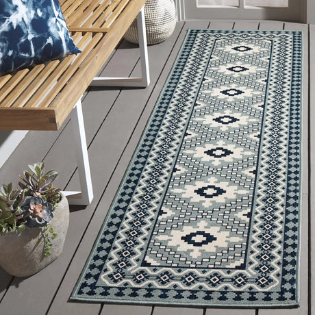 Safavieh Veranda 2'-3" x 10'-0" Rug in Ivory / Blue