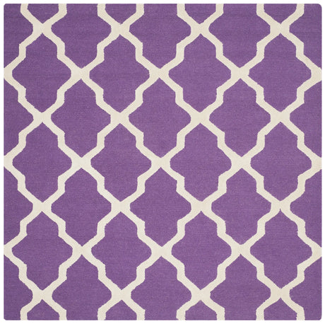 Safavieh Cambridge 6'-0" x 6'-0" Rug in Purple / Ivory