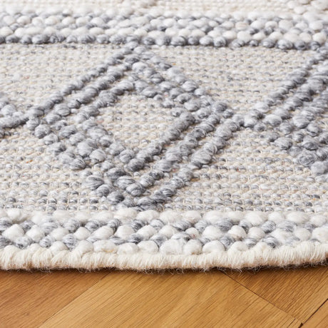 Safavieh Natura 6'-0" x 6'-0" Rug in Ivory / Grey