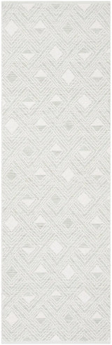 Safavieh Montauk 2'-3" x 7'-0" Rug in Light Green / Ivory