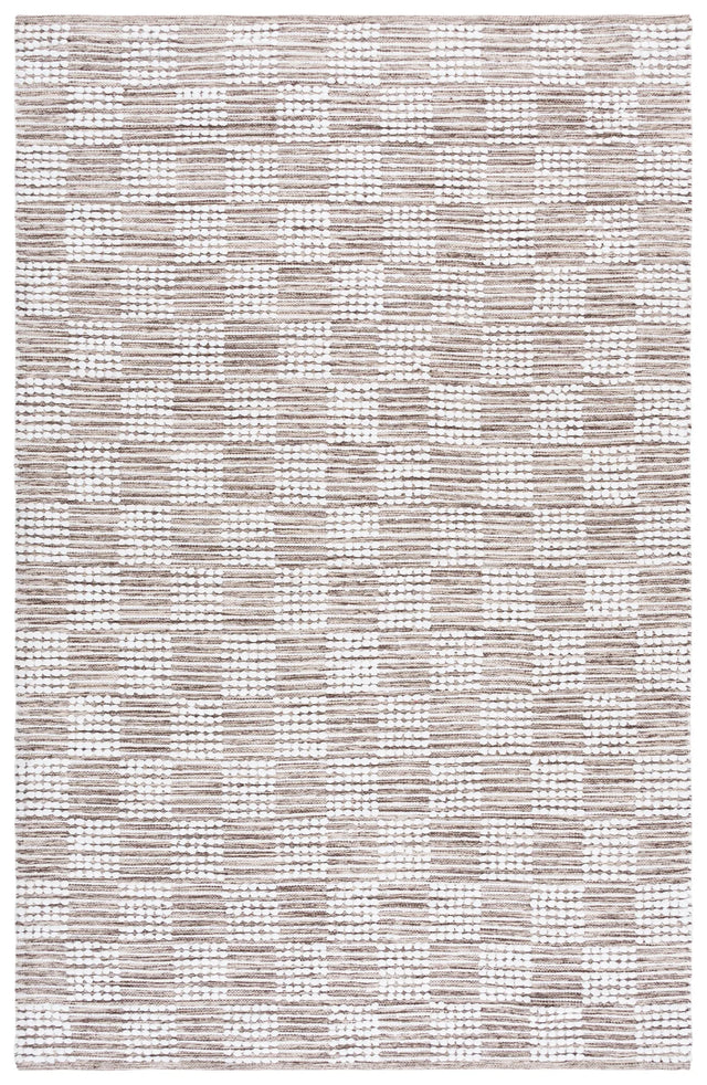 Safavieh Montauk 4'-0" x 6'-0" Rug in Brown / Ivory