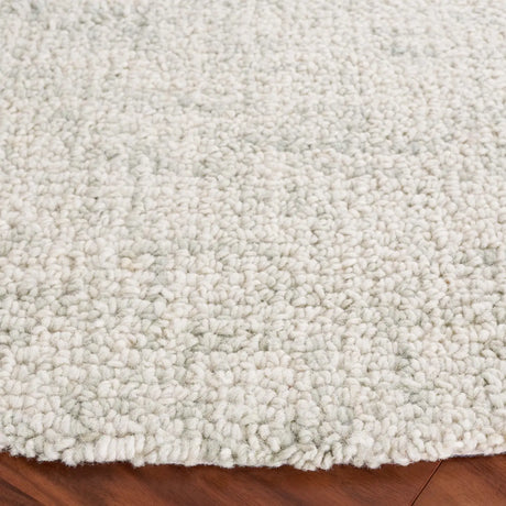 Safavieh Abstract 6'-0" x 6'-0" Rug in Light Sage / Ivory