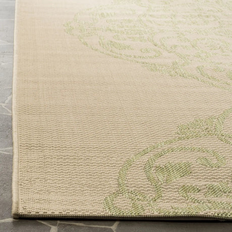 Safavieh Martha Stewart 5'-3" x 7'-7" Rug in Beach Grass