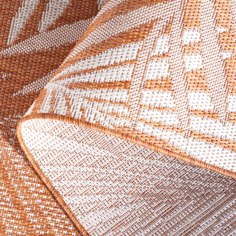 Safavieh Beach House 4'-0" x 6'-0" Rug in Orange / Ivory