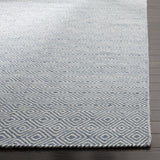 Safavieh Oasis 6'-0" x 9'-0" Rug in Blue / Ivory
