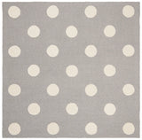 Safavieh Safavieh Kids 5'-0" x 5'-0" Rug in Grey / Ivory