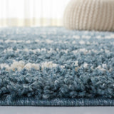 Safavieh Venus Shag 600 4'-0" x 6'-0" Rug in Turquoise / Ivory
