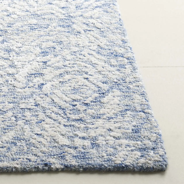 Safavieh Glamour 4'-0" x 6'-0" Rug in Blue / Ivory